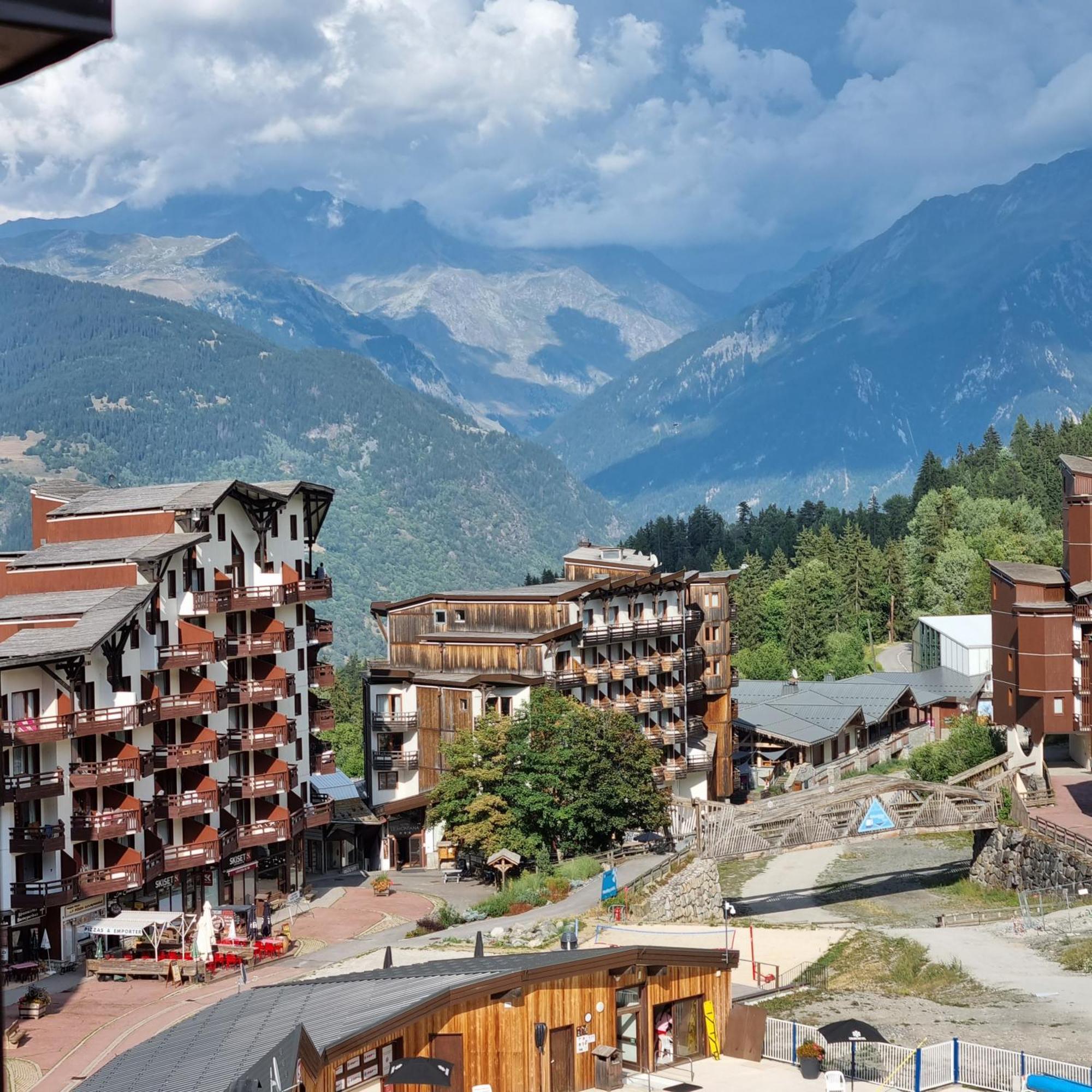 La Tania Kalinka Duplex Apartment Luaran gambar